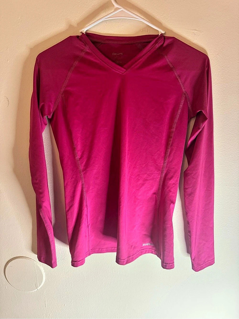 Reebok Play Dry Long Sleeve Athletic Shirt Pink Small Like New